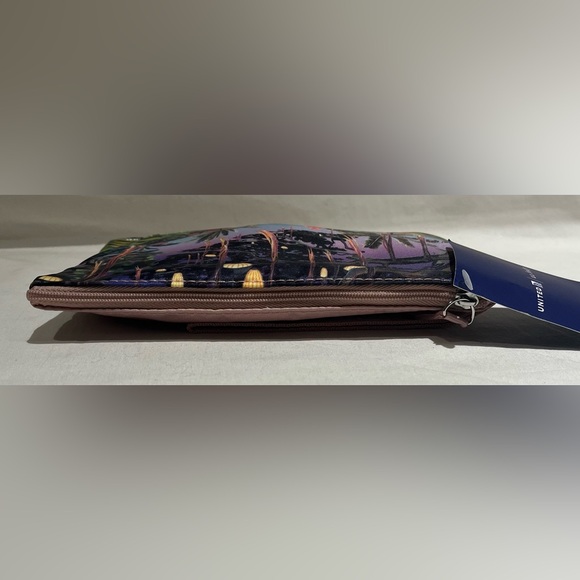 United Airlines Inflight Amenity Kit by Christie Shinn - Picture 4 of 5